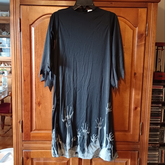 Child's Reaper Costume (Medium/8-10) - Picture 2 of 10